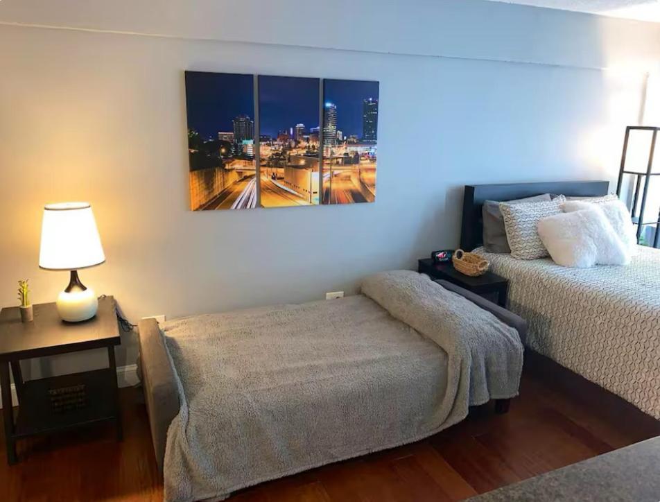 Condo Close To Stadium And Free Parking نوكسفيل المظهر الخارجي الصورة